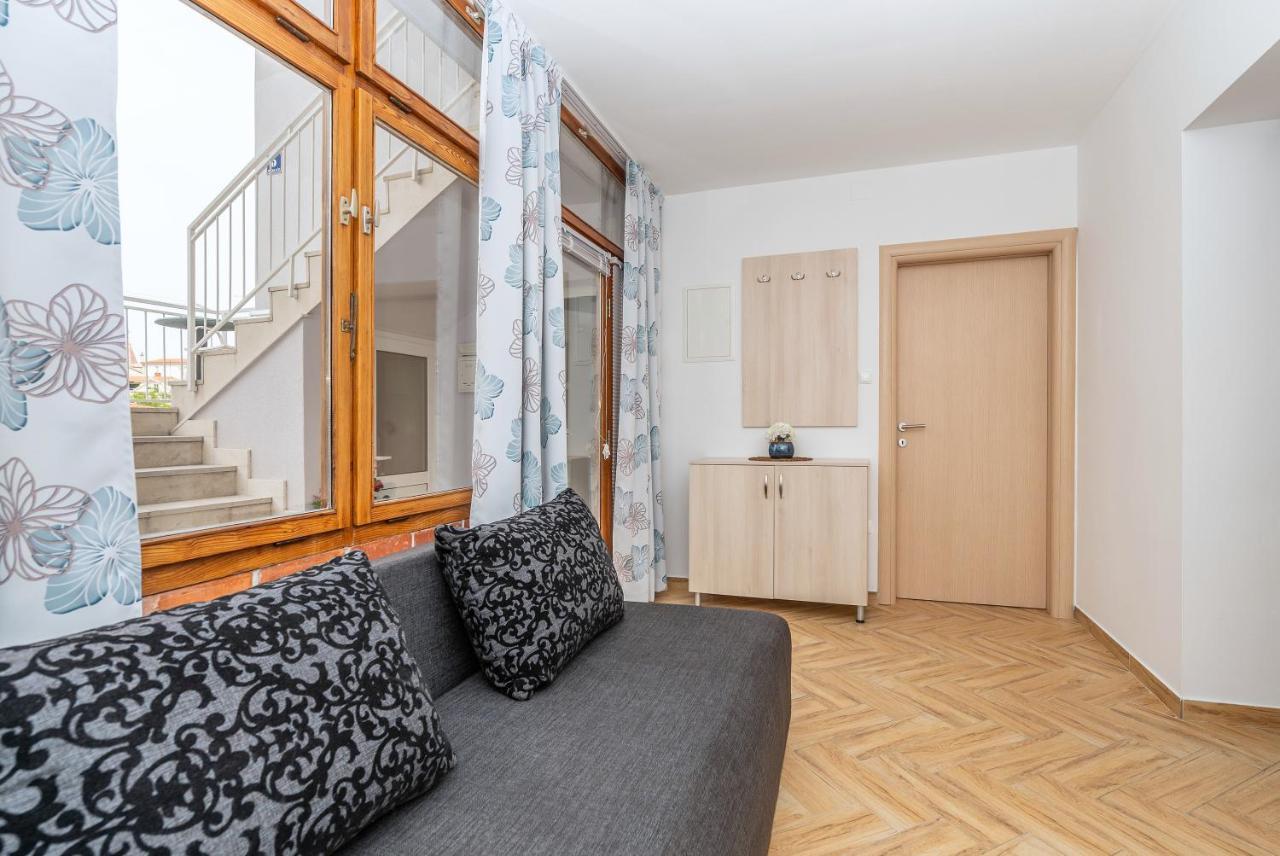 Apartman Karmen Makarska Exterior foto